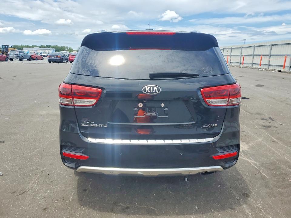 2017 Kia Sorento VIN 5XYPK4A51HG205424 COPART salvage auction — MINOR DENT/SCRATCHES, Fl - Certificate Of Title, sold $5,500 on 2026-07-20 (photo 6)