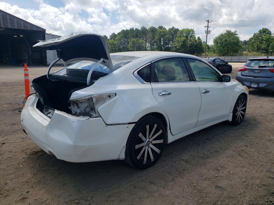 2015 Nissan Altima VIN 1N4AL3AP5FC137814 COPART salvage auction — REAR END, La - Cert Of Title-Salvage, sold $425 on 2026-07-02 (photo 3)