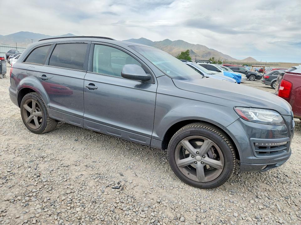 2015 Audi Q7 VIN WA1LGAFE3FD010762 COPART salvage auction — MINOR DENT/SCRATCHES, UT - CERT OF TITLE-REBUILT/RESTORED, sold $1,500 on 2026-07-07 (photo 4)
