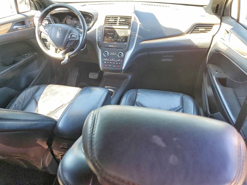 2015 Lincoln Mkz VIN 5LMCJ1A93FUJ48134 COPART salvage auction — MINOR DENT/SCRATCHES, Ca - Dis/Dlr/Exp Only Clean Title (P), sold $1,200 on 2026-09-01 (photo 8)