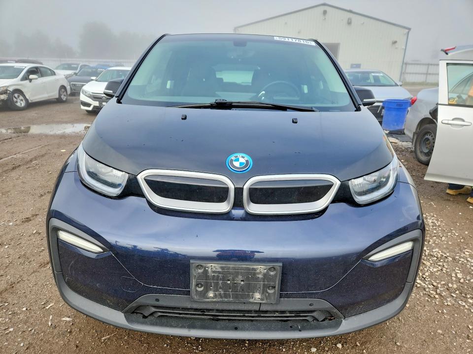 2018 BMW I3 VIN WBY7Z4C51JVC34639 COPART salvage auction — SIDE, On - Permit Salvage, sold $1,800 on 2026-07-28 (photo 5)