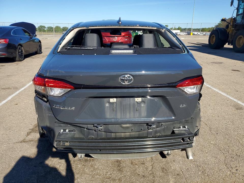 2025 Toyota Corolla VIN 5YFB4MDE4SP351402 COPART salvage auction — REAR END, In - Certificate Of Title, sold $6,800 on 2026-07-17 (photo 6)