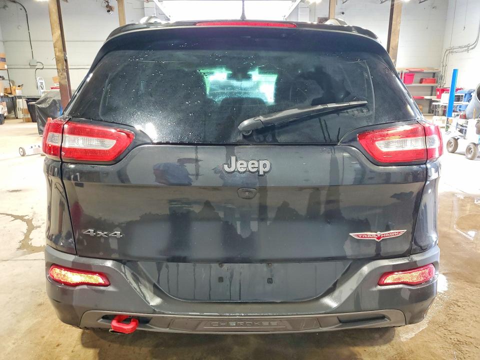 2016 Jeep Cherokee VIN 1C4PJMBB0GW271844 COPART salvage auction — MINOR DENT/SCRATCHES, On - Permit No Brand - Unfit (P), sold $4,300 on 2026-07-03 (photo 6)
