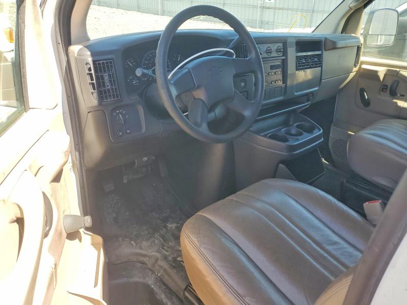 2006 Chevrolet Express 2500 VIN 1GCGG25V261232354 COPART salvage auction — MINOR DENT/SCRATCHES, CA - DIS/DLR/EXP ONLY CLEAN TITLE, sold $1,600 on 2026-07-09 (photo 8)