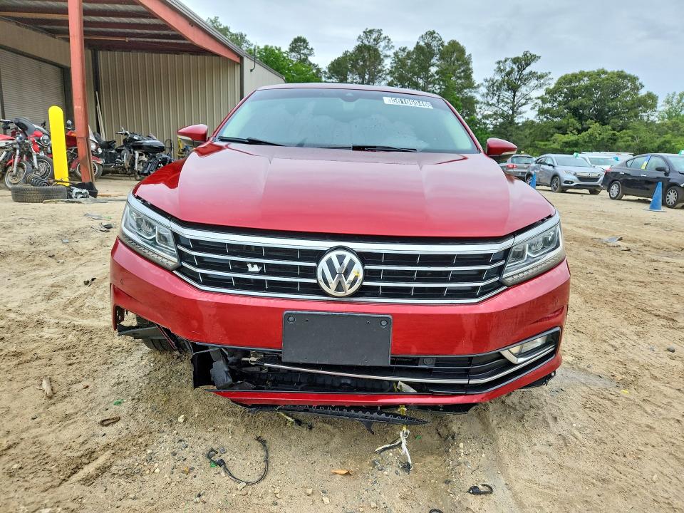 2017 Volkswagen Passat VIN 1VWCT7A33HC049576 COPART salvage auction — FRONT END, In - Certificate Of Title, sold $375 on 2026-07-23 (photo 5)