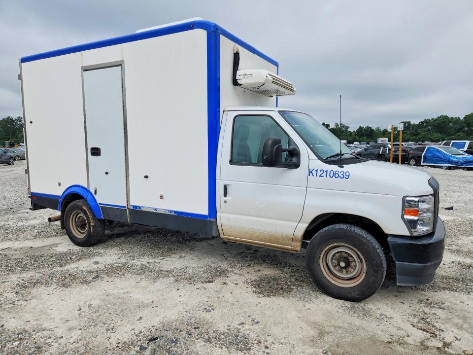 2024 Ford E-350 VIN 1FDWE3FN2RDD04321 COPART salvage auction — NORMAL WEAR, Ga - Certificate Of Title, sold $15,100 on 2026-07-16 (photo 4)