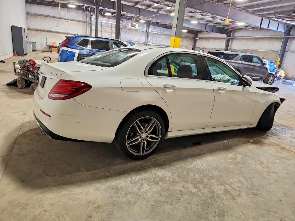 2017 Mercedes-benz E-klasse VIN WDDZF4KB6HA202140 COPART salvage auction — FRONT END, Va - Certificate Of Title, sold $20 on 2026-08-10 (photo 3)