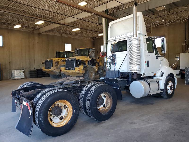 2011 International Prostar VIN 1HSCUSJR5BJ359195 COPART salvage auction — MINOR DENT/SCRATCHES, MN - CERTIFICATE OF TITLE, sold $3,500 on 2026-07-21 (photo 4)