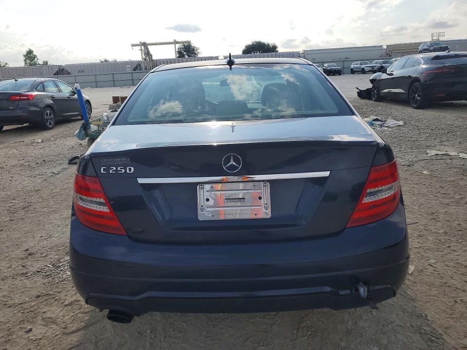 2014 Mercedes-benz VIN WDDGF4HB2EA967517 COPART salvage auction — MECHANICAL, MO - DEALER ONLY CLEAN TITLE (P), sold $500 on 2026-07-02 (photo 6)