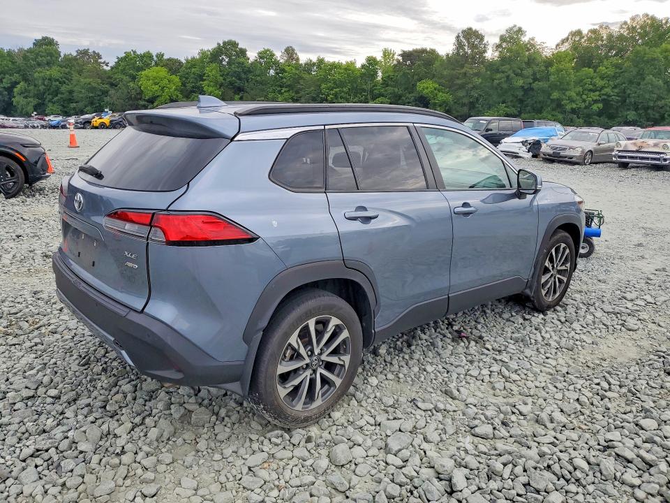 2023 Toyota Corolla cross VIN 7MUDAABGXPV050660 COPART salvage auction — SIDE, NC - SALVAGE CERTIFICATE OF TITLE, sold $10,700 on 2026-07-29 (photo 3)