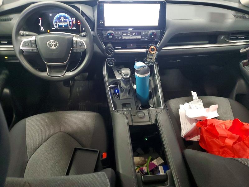 2026 Toyota Highlander VIN 5TDAAAA54TS042917 COPART salvage auction — MINOR DENT/SCRATCHES, Fl - Certificate Of Title, sold $37,000 on 2026-07-07 (photo 8)