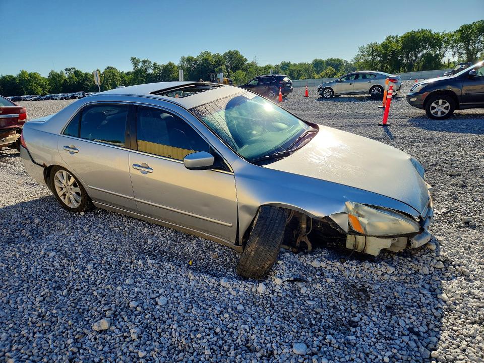 2007 Honda Accord VIN 1HGCM66817A027411 COPART salvage auction — FRONT END, Oh - Cert Of Title-Salvage, sold $250 on 2026-07-09 (photo 4)