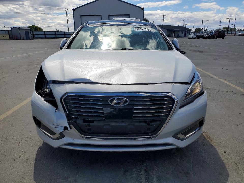 2016 Hyundai VIN KMHE34L10GA009130 COPART salvage auction — FRONT END, Id - Salvage Certificate Of Title, sold $800 on 2026-07-16 (photo 5)