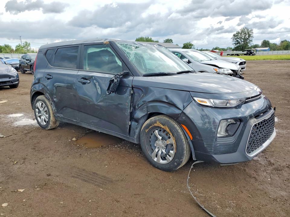 2021 Kia Soul VIN KNDJ23AU5M7780365 COPART salvage auction — ROLLOVER, Oh - Cert Of Title-Salvage, sold $1,400 on 2026-07-13 (photo 4)