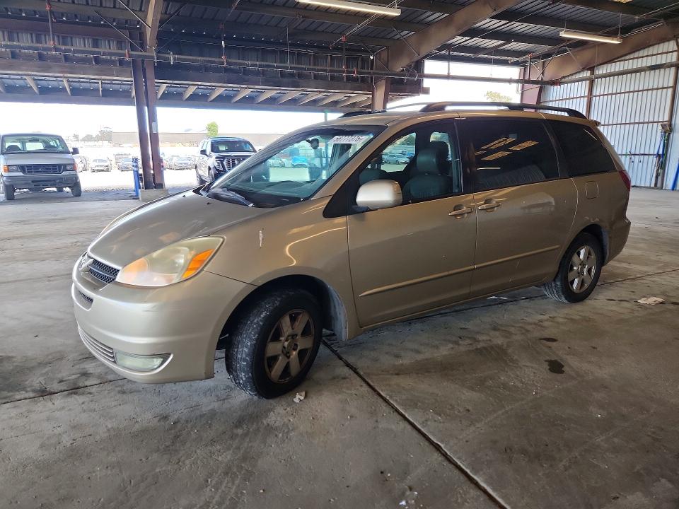 2004 Toyota Sienna VIN 5TDZA22C94S147668 — COPART salvage auction photo