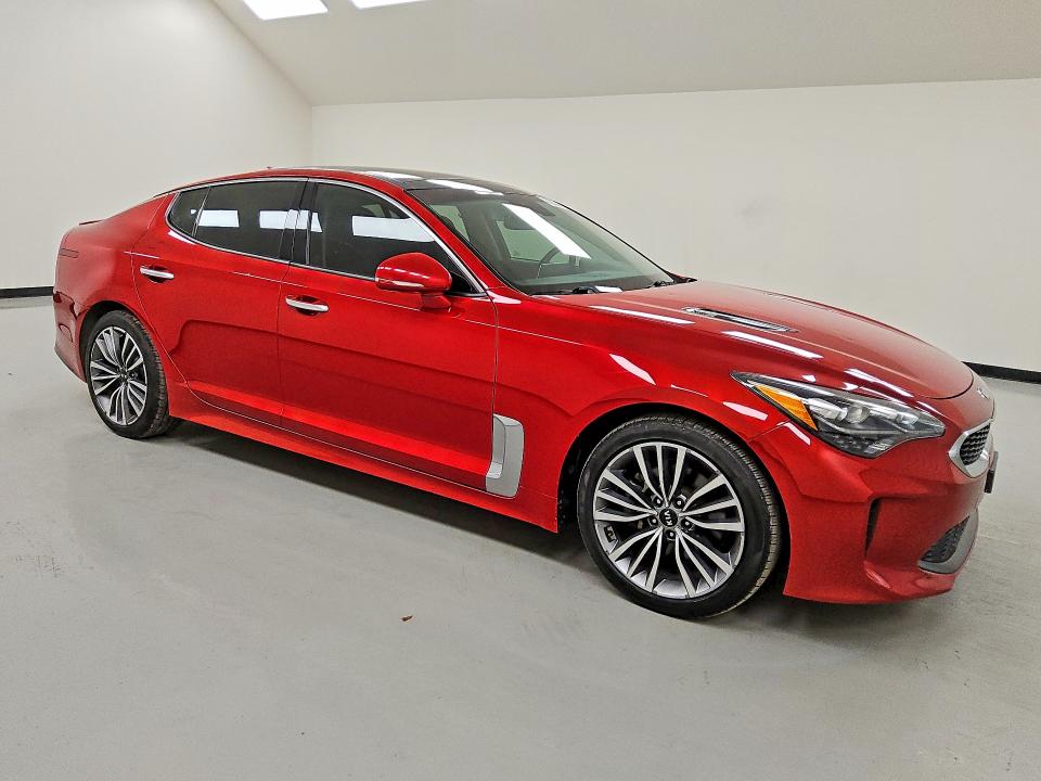 2019 Kia Stinger VIN KNAE25LA4K6059812 COPART salvage auction — MINOR DENT/SCRATCHES, Tx - Certificate Of Title, sold $9,400 on 2026-07-02 (photo 4)