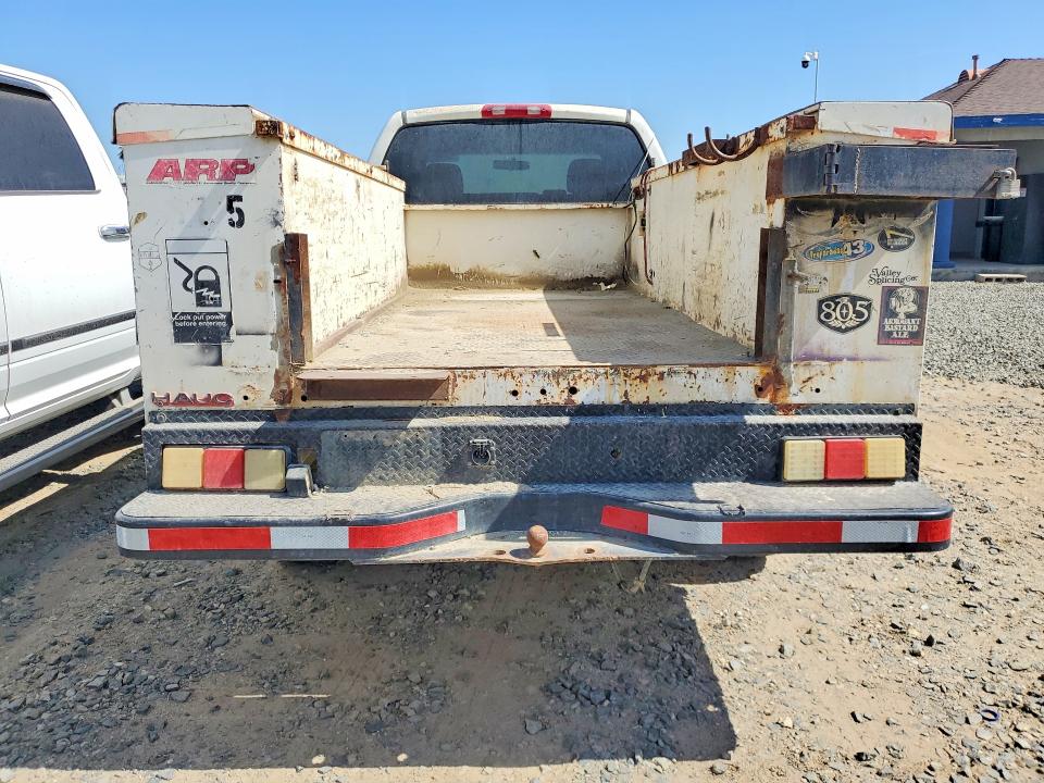 2004 Dodge Ram 3500 VIN 3D7LU38674G136709 COPART salvage auction — MINOR DENT/SCRATCHES, Ca - Dis/Dlr/Exp Only Clean Title, sold $2,850 on 2026-07-08 (photo 6)