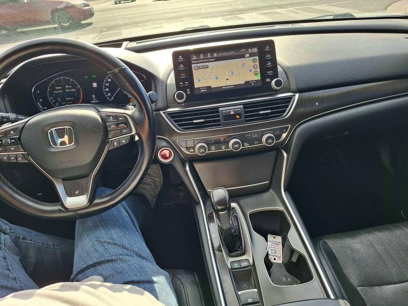 2018 Honda Accord VIN 1HGCV1F96JA805394 COPART salvage auction — NORMAL WEAR, ON - PERMIT NO BRAND - UNFIT (P), sold $9,100 on 2026-07-21 (photo 9)