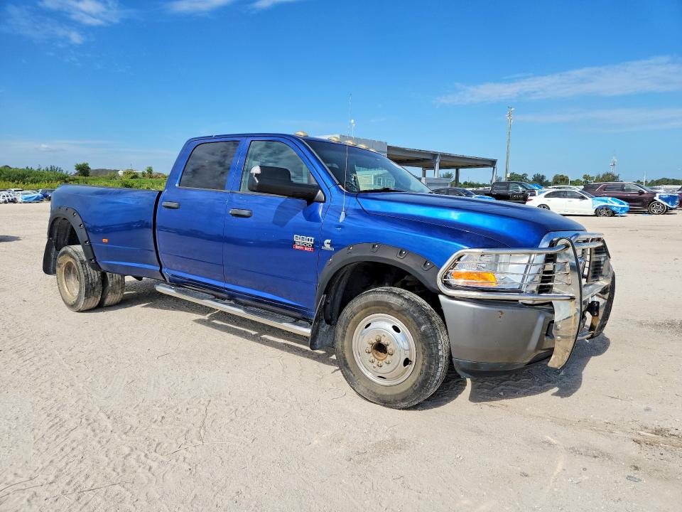 2011 Dodge Ram 3500 VIN 3D73Y4CL0BG512557 COPART salvage auction — SIDE, On - Permit No Brand - Unfit, sold $775 on 2026-08-11 (photo 4)