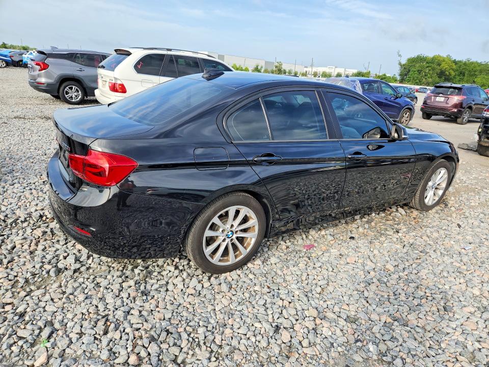 2018 BMW 3er VIN WBA8A9C5XJAH14726 COPART salvage auction — MINOR DENT/SCRATCHES, FL - CERTIFICATE OF TITLE, sold $1,050 on 2026-07-13 (photo 3)