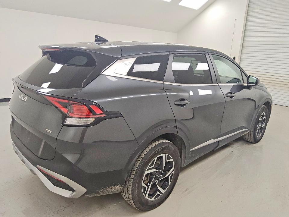 2023 Kia Sportage VIN KNDPUCAF4P7106184 COPART salvage auction — MINOR DENT/SCRATCHES, TX - CERTIFICATE OF TITLE (P), sold $9,900 on 2026-07-23 (photo 3)