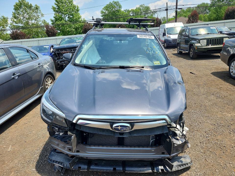 2021 Subaru Forester VIN JF2SKAUC9MH514676 COPART salvage auction — ALL OVER, ME - CERT OF TITLE-SALVAGE COLLISIO, sold $525 on 2026-07-21 (photo 5)