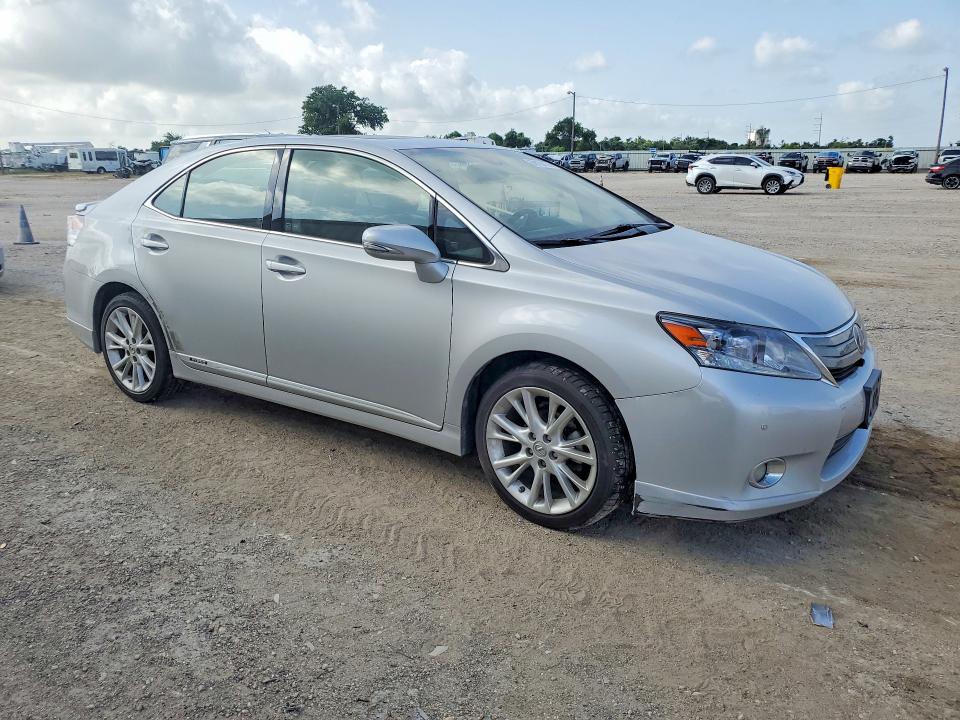 2010 Lexus Hs 250h VIN JTHBB1BA6A2034110 COPART salvage auction — WATER/FLOOD, TX - SALVAGE TITLE-FLOOD DAMAGE, sold $2,100 on 2026-07-15 (photo 4)