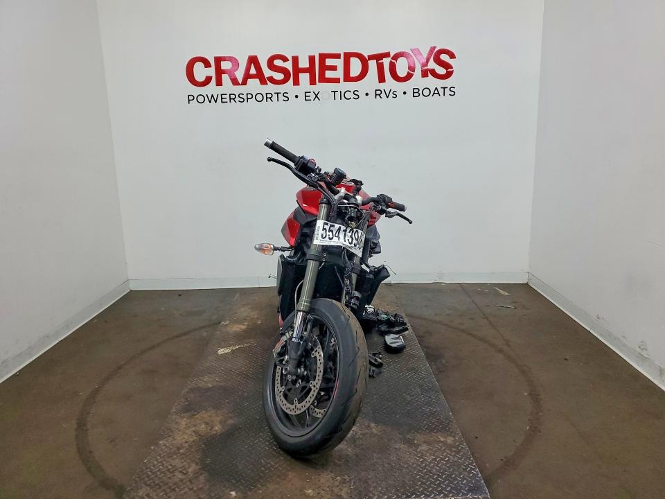 2024 Triumph motorcycle Street VIN SMTA614K7RTBP3096 COPART salvage auction — FRONT END, MN - CERT OF TITLE-SALVAGE, sold $3,050 on 2026-07-16 (photo 2)