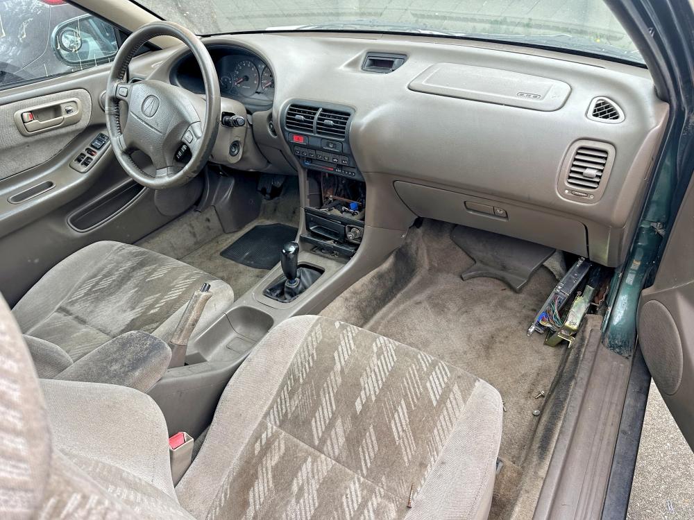 2000 Acura Integra VIN JH4DC4359YS013870 COPART salvage auction — MECHANICAL, Ca - Dlr/Dis/Exp Only Salvage Title (P), sold $125 on 2026-07-02 (photo 9)