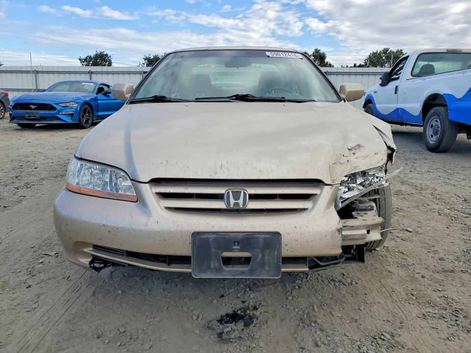 2001 Honda Accord VIN JHMCG66851C013205 COPART salvage auction — FRONT END, Ca - Salvage Certificate, sold $1,700 on 2026-07-07 (photo 5)
