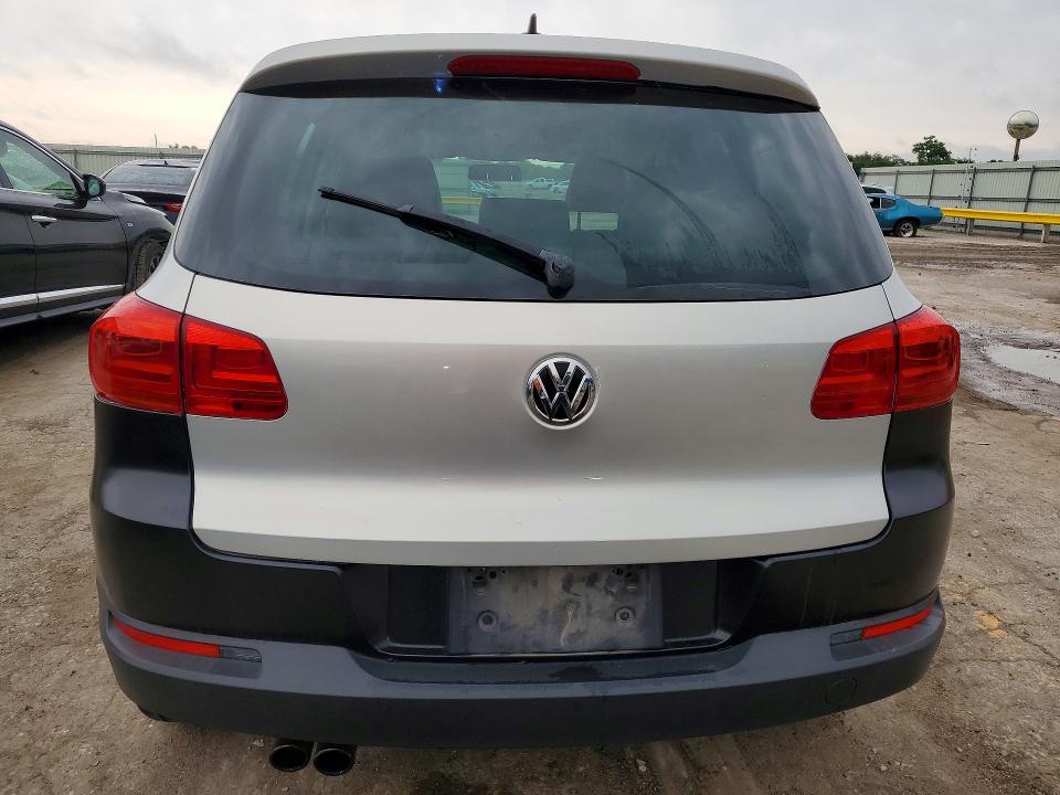 2014 Volkswagen Tiguan VIN WVGBV3AX6EW543750 COPART salvage auction — HAIL, Salvage Title, sold $1,600 on 2026-07-28 (photo 6)