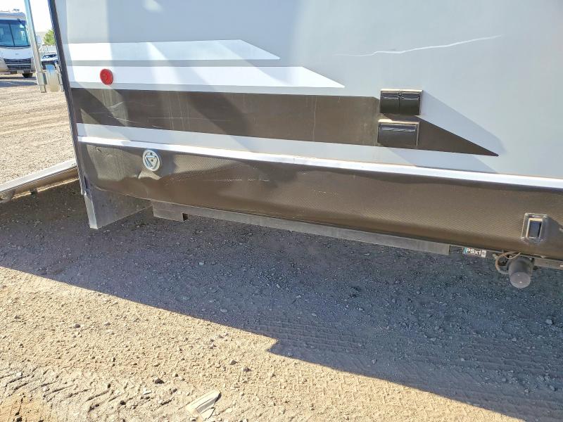 2021 Forest river cherokee Forest river cheroke VIN 5ZT3CT2B2M1216113 COPART salvage auction — REAR END, AZ - CERT OF TITLE - SALVAGE, sold $19,400 on 2026-07-09 (photo 9)
