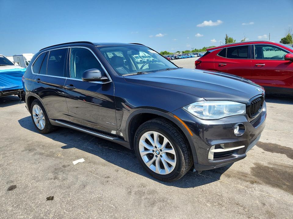 2016 BMW X5 VIN 5UXKR0C58G0P20032 COPART salvage auction — MINOR DENT/SCRATCHES, Fl - Certificate Of Title (P), sold $3,300 on 2026-07-30 (photo 4)