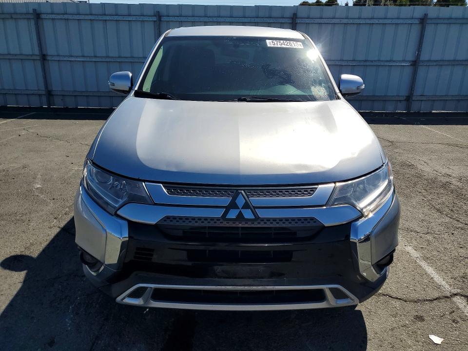 2019 Mitsubishi Outlander VIN JA4AZ3A30KZ021685 COPART salvage auction — MINOR DENT/SCRATCHES, FL - DIS/DLR/EXP ONLY CLEAN TITLE, sold $3,300 on 2026-07-24 (photo 5)
