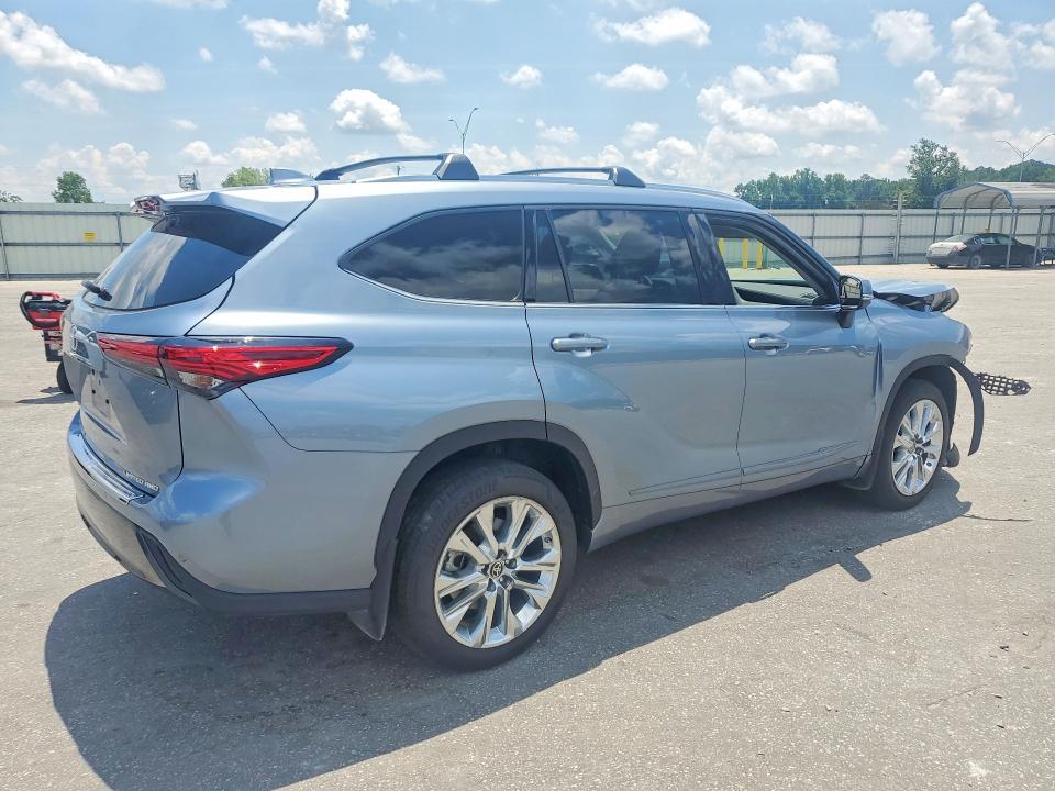 2021 Toyota Highlander VIN 5TDDZRBH8MS149001 COPART salvage auction — FRONT END, NC - SALVAGE CERTIFICATE OF TITLE, sold $15,200 on 2026-07-28 (photo 3)