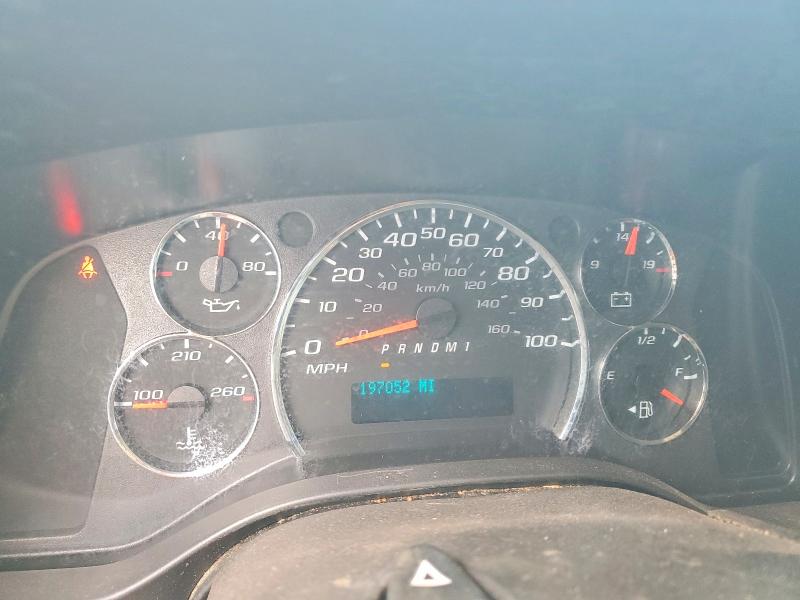 2019 Chevrolet Express VIN 1GCWGAFG8K1370786 COPART salvage auction — MINOR DENT/SCRATCHES, Ok - Certificate Of Title, sold $2,450 on 2026-07-09 (photo 9)