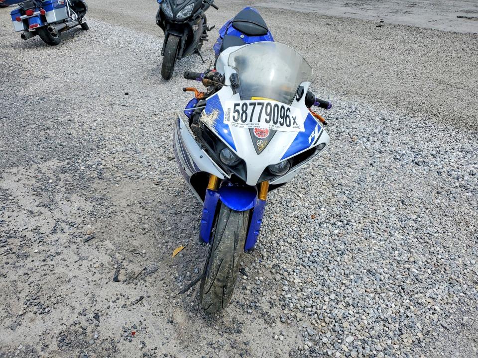 2014 Yamaha Yzfr1 VIN JYARN23E8EA017282 COPART salvage auction — ALL OVER, PA - CERTIFICATE OF SALVAGE, sold $2,100 on 2026-07-30 (photo 2)
