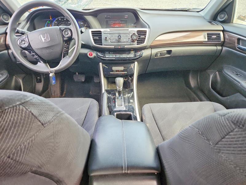 2017 Honda Accord VIN JHMCR6F35HC011849 COPART salvage auction — WATER/FLOOD, NJ - CERT OF TITLE-SALVAGE FLOOD, sold $1,500 on 2026-07-29 (photo 8)