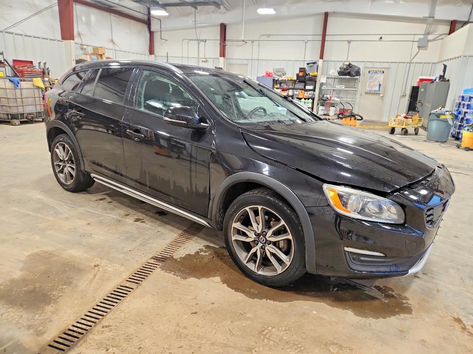 2017 Volvo V60 VIN YV440MWK8H1035695 COPART salvage auction — FRONT END, Wi - Junked Vehicle Bill Of Sale, sold $650 on 2026-07-07 (photo 4)