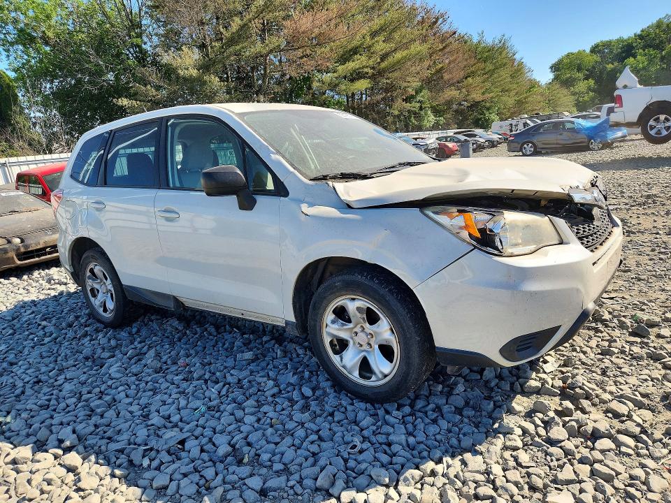 2015 Subaru Forester VIN JF2SJAAC1FG443604 COPART salvage auction — FRONT END, NJ - CERT OF TITLE-SALVAGE, sold $650 on 2026-07-20 (photo 4)