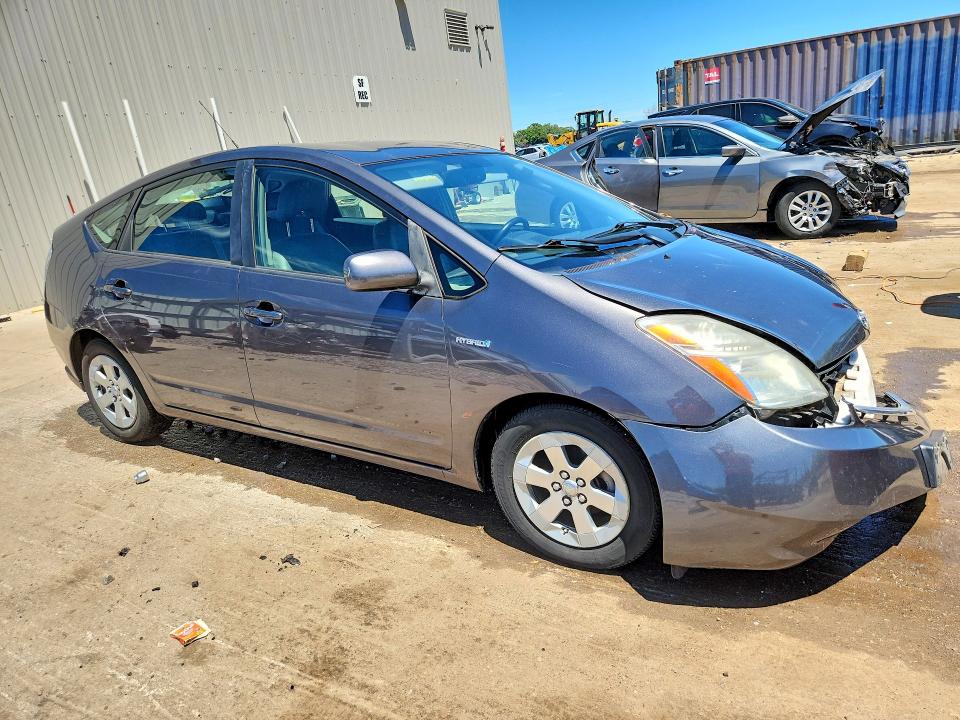 2009 Toyota Prius VIN JTDKB20U493530405 COPART salvage auction — FRONT END, Wi - Junked Vehicle Bill Of Sale, sold $375 on 2026-07-06 (photo 4)