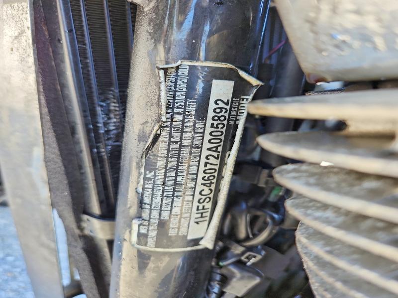2002 Honda Vtx1800 VIN 1HFSC46072A005892 COPART salvage auction — SIDE, Fl - Cert Of Title Slvg Rebuildable, sold $1,200 on 2026-07-02 (photo 9)