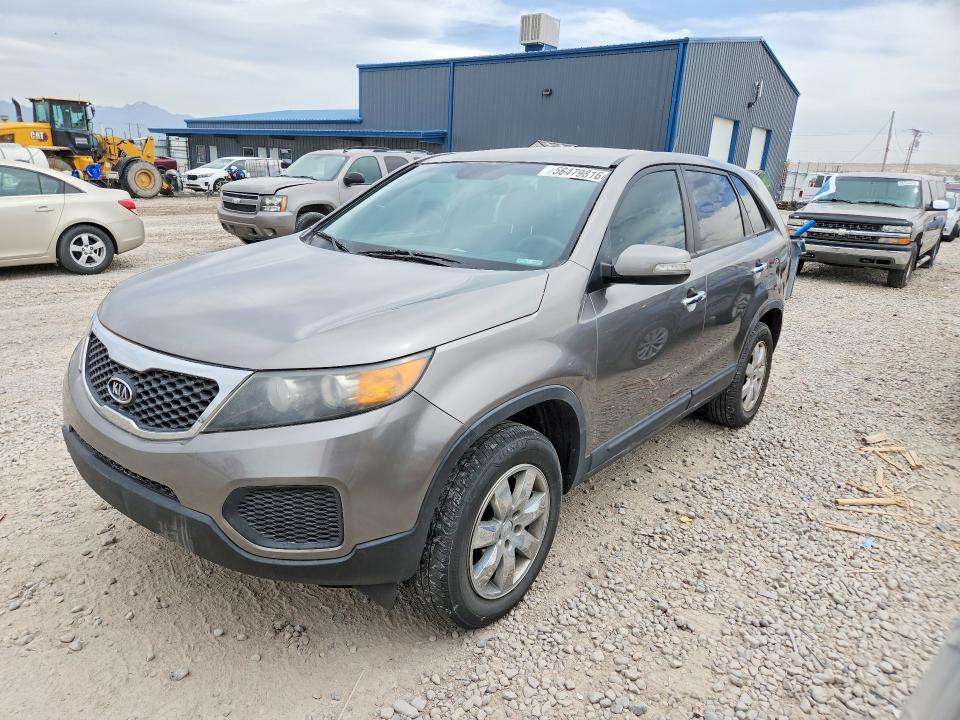 2013 Kia Sorento VIN 5XYKT3A14DG335402 COPART salvage auction — VANDALISM, Ut - Salvage Certificate, sold $1,400 on 2026-07-31 (photo 1)