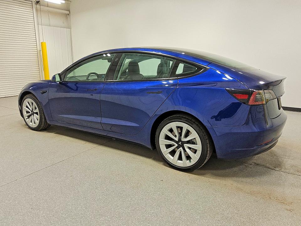 2022 Tesla Model 3 VIN 5YJ3E1EB4NF272042 COPART salvage auction — MINOR DENT/SCRATCHES, Ut - Certificate Of Title, sold $19,400 on 2026-07-07 (photo 2)