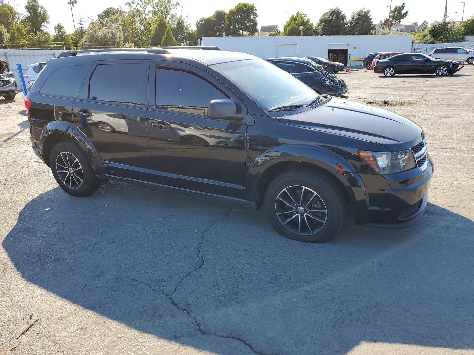 2017 Dodge Journey VIN 3C4PDCAB5HT619440 COPART salvage auction — SIDE, Mt - Dis/Dlr/Exp Only Clean Title, sold $525 on 2026-07-31 (photo 4)