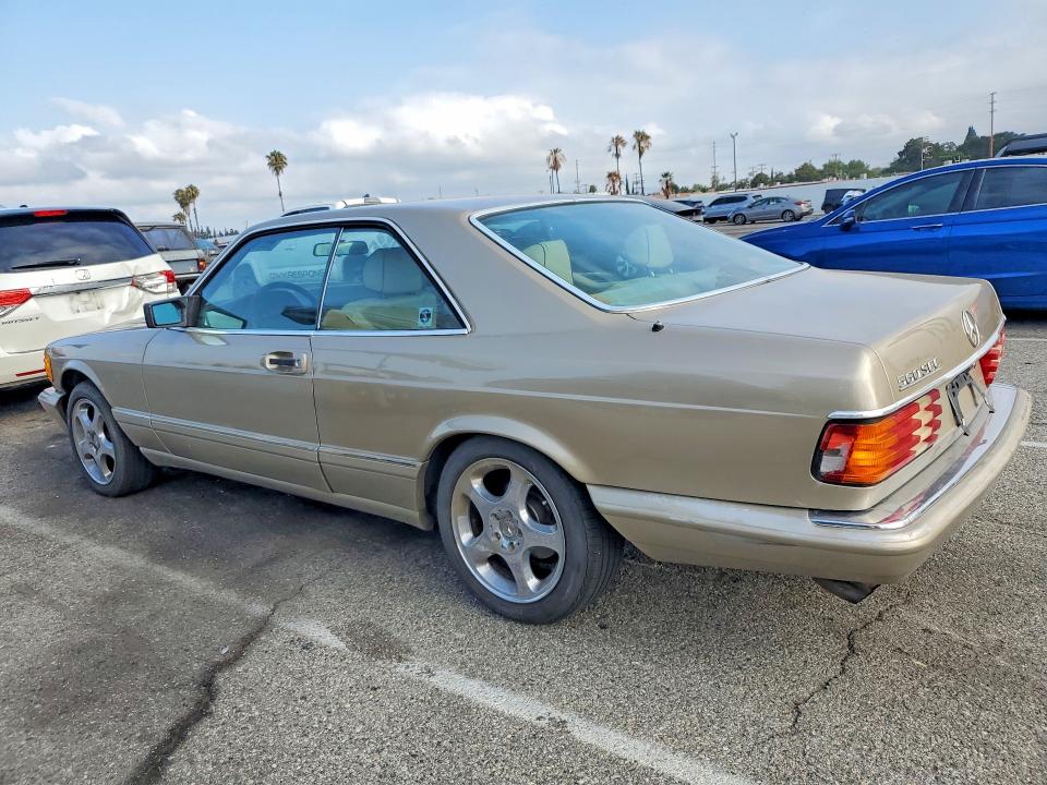 1991 Mercedes-benz 560 VIN WDBCA45E0MA594478 COPART salvage auction — MINOR DENT/SCRATCHES, CA - DIS/DLR/EXP ONLY CLEAN TITLE, sold $2,400 on 2026-07-24 (photo 2)