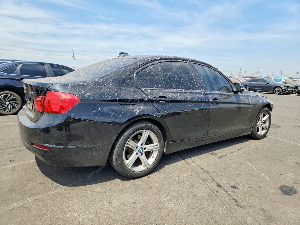 2013 BMW 3er VIN WBA3B1C53DF462251 COPART salvage auction — FRONT END, Ca - Salvage Certificate, sold $450 on 2026-07-13 (photo 3)