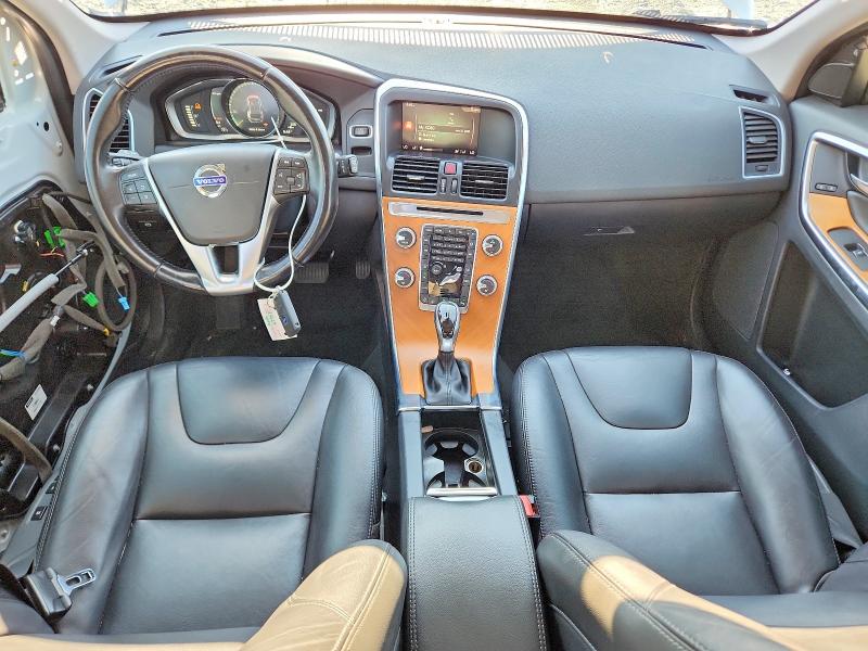 2017 Volvo Xc60 VIN YV449MRU9H2122678 COPART salvage auction — FRONT END, Nc - Salvage Certificate Of Title, sold $4,900 on 2026-08-05 (photo 8)