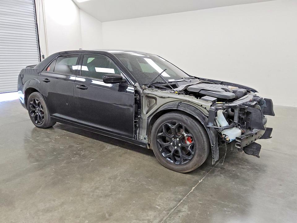 2018 Chrysler 300 VIN 2C3CCAGG8JH226558 COPART salvage auction — FRONT END, TX - CERT OF TITLE-REBUILT SALVAGE, sold $1,050 on 2026-07-16 (photo 4)