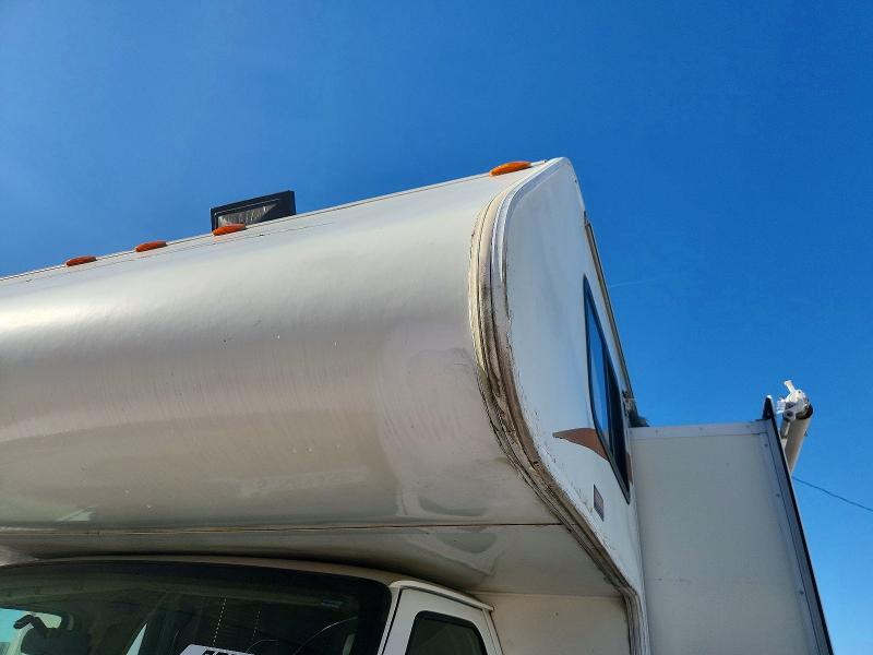 2008 Ford Econoline VIN 1FDXE45S87DB42015 COPART salvage auction — HAIL, MO - SALVAGE CERTIFICATE OF TITLE, sold $2,700 on 2026-07-09 (photo 9)